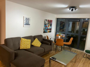 Spacious2Bed Central MCR Apt